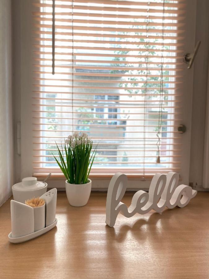 Family Apartment Λβιβ Εξωτερικό φωτογραφία