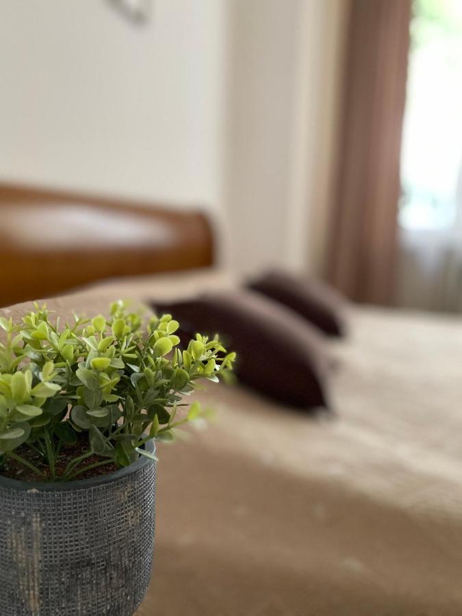 Family Apartment Λβιβ Εξωτερικό φωτογραφία