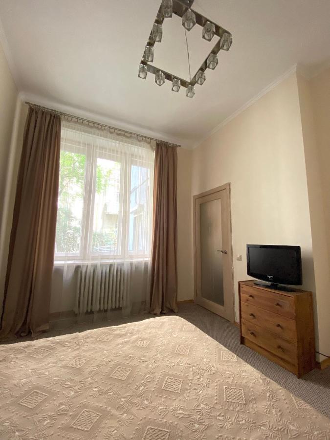 Family Apartment Λβιβ Εξωτερικό φωτογραφία