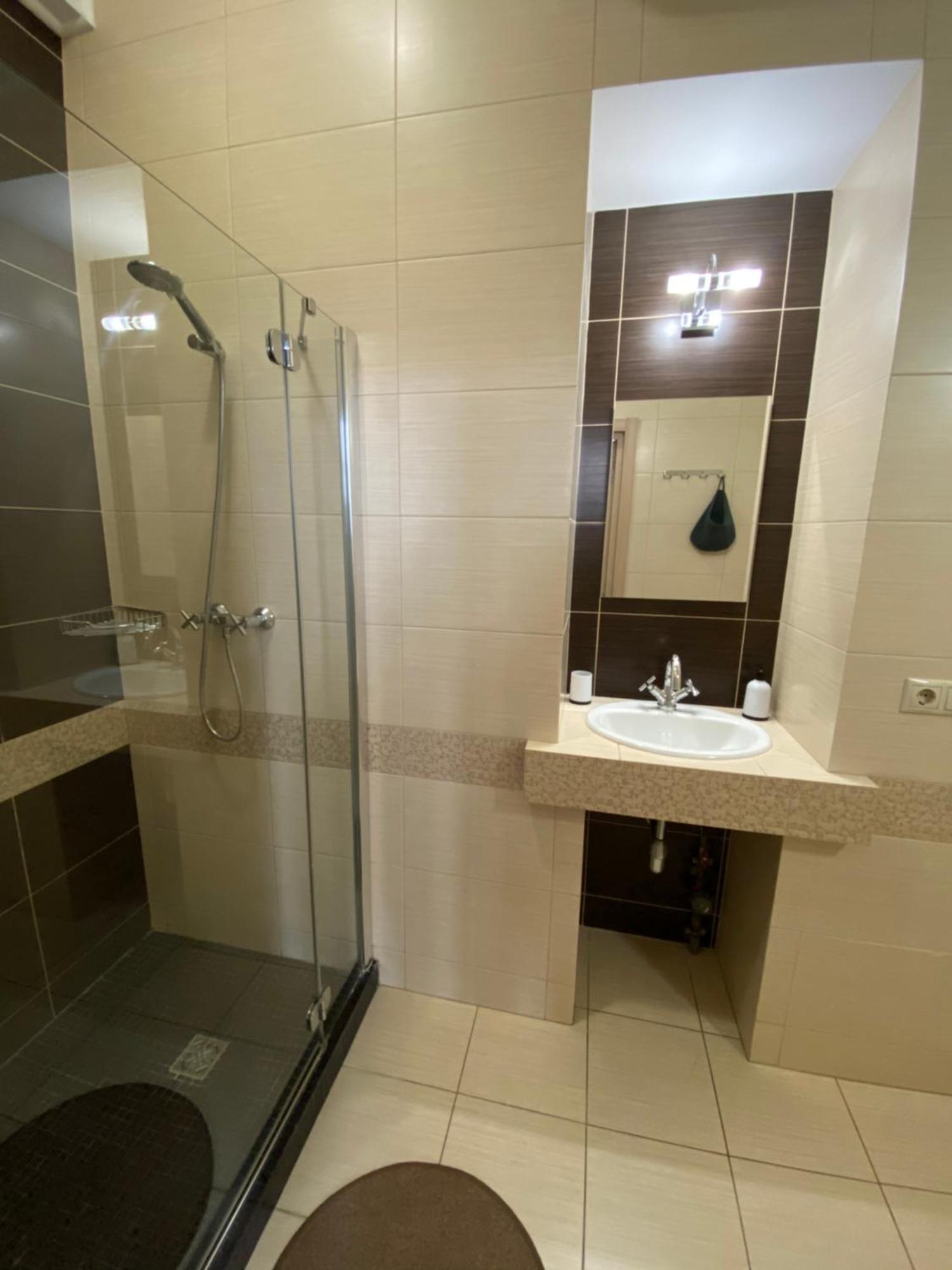 Family Apartment Λβιβ Εξωτερικό φωτογραφία